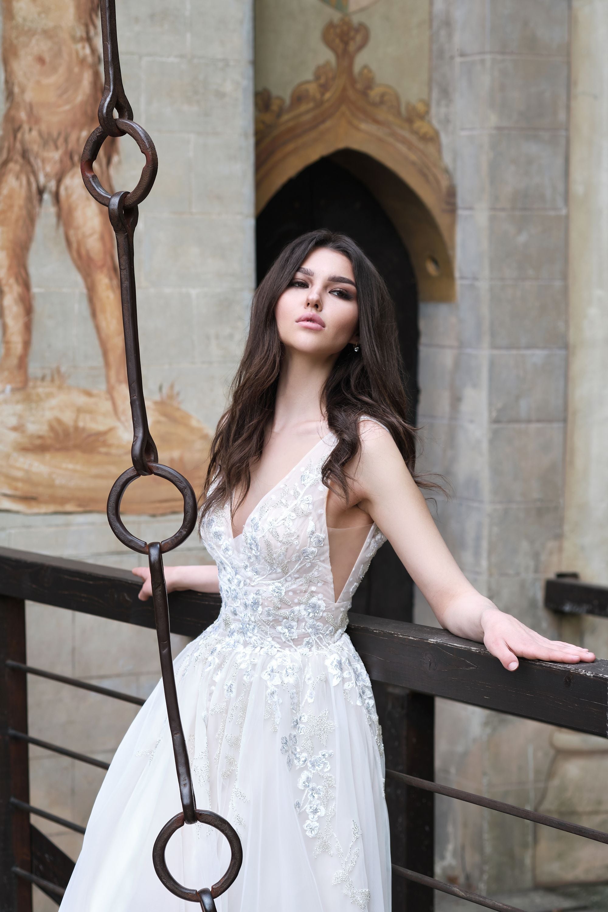 Detalle del tejido y acabados del vestido Siena – confección artesanal con envío desde Barcelona 