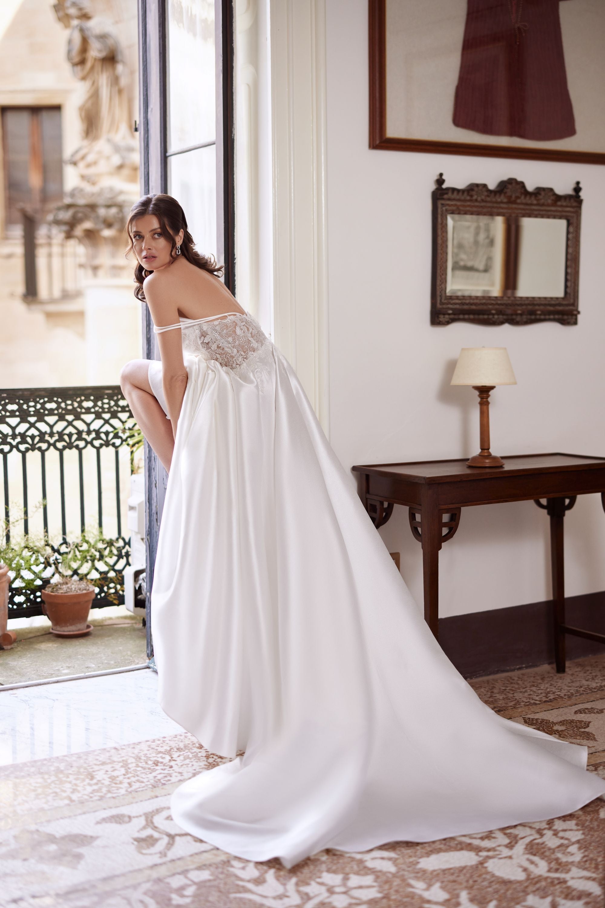 Espalda del vestido de novia a medida Sparkle – diseño elegante y sofisticado para novias actuales